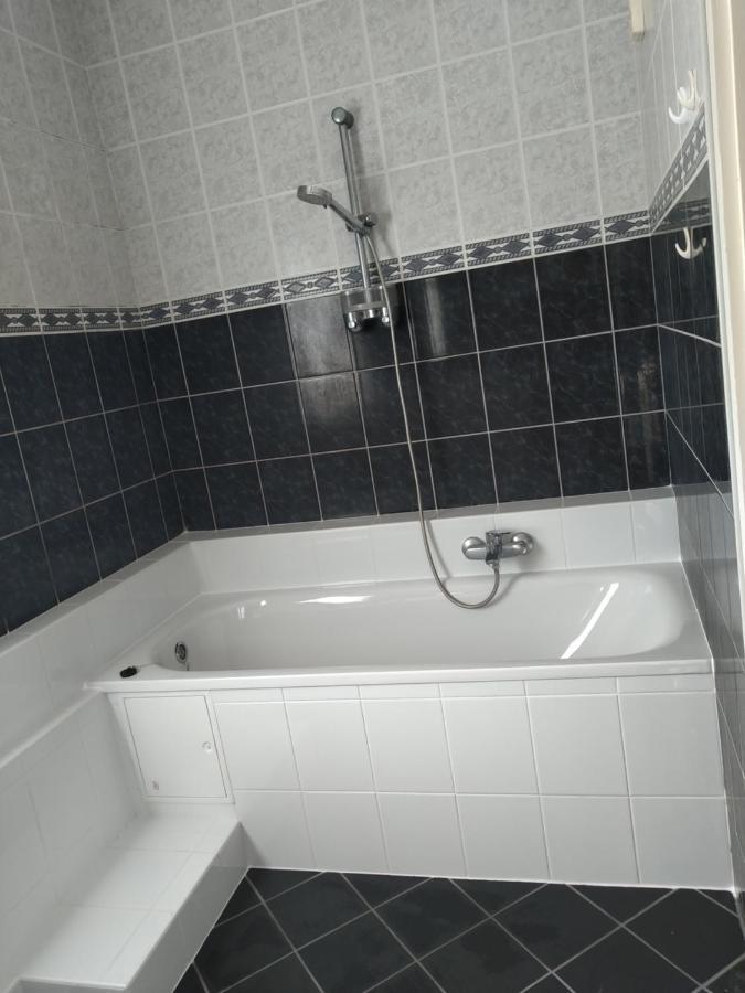 Rokus Apartman Apartment แซแก็ด ภายนอก รูปภาพ